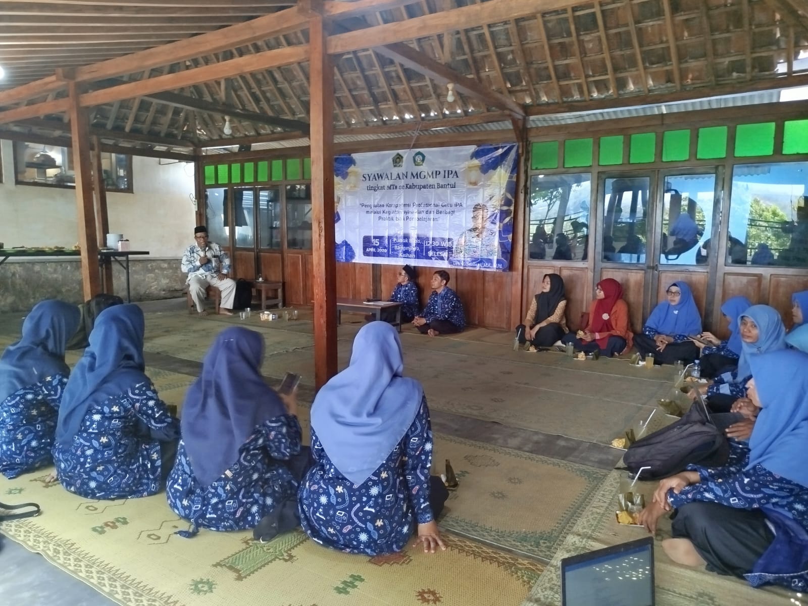 Guru IPA MTsN 9 Bantul Tingkatkan Profesionalisme Melalui Kegiatan MGMP
